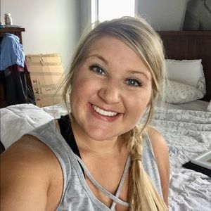 Meet your Posher, Karissa